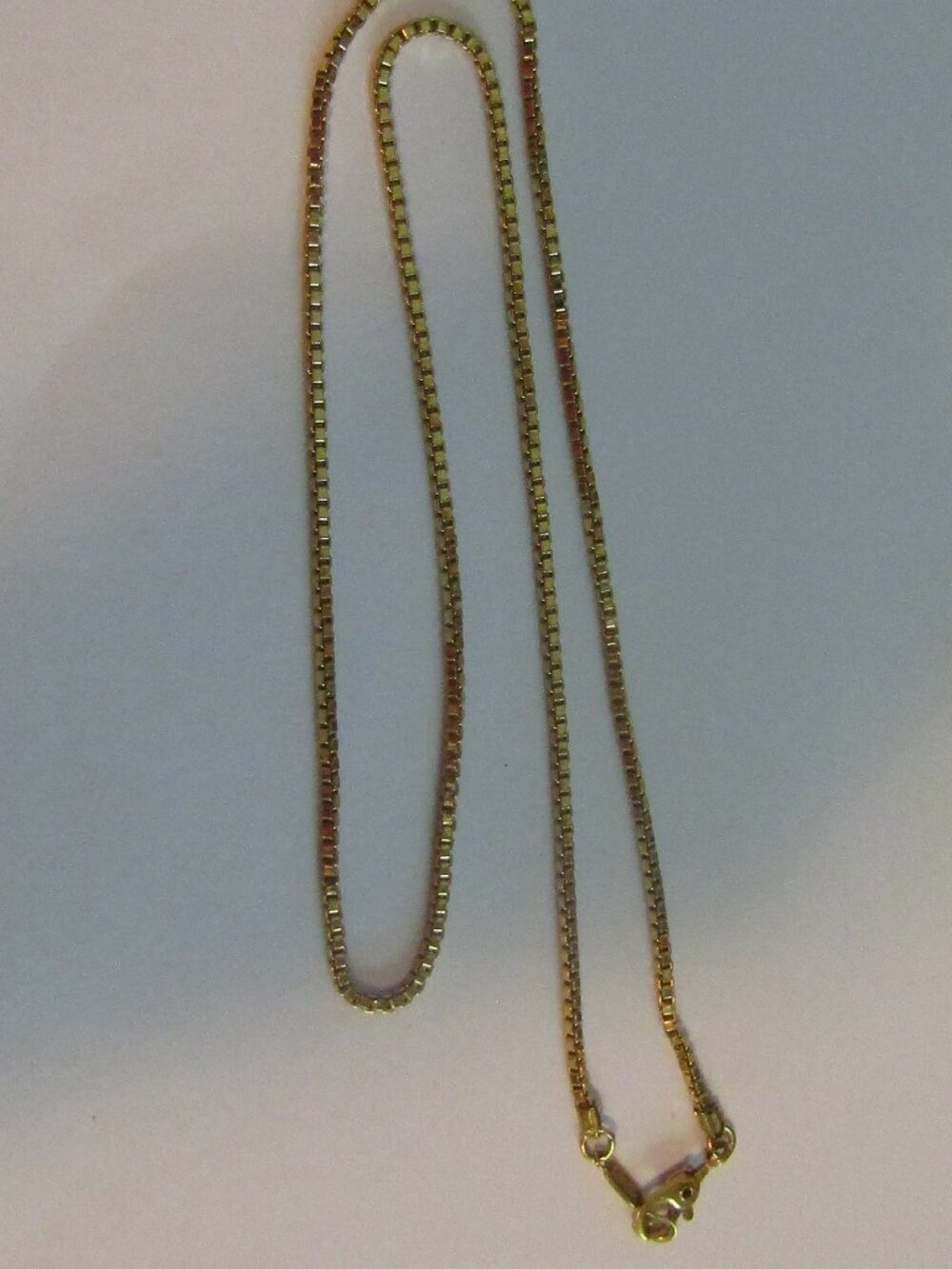 Classic Vintage Signed MONET Gold Tone Chain Necklace – 18” Box Link